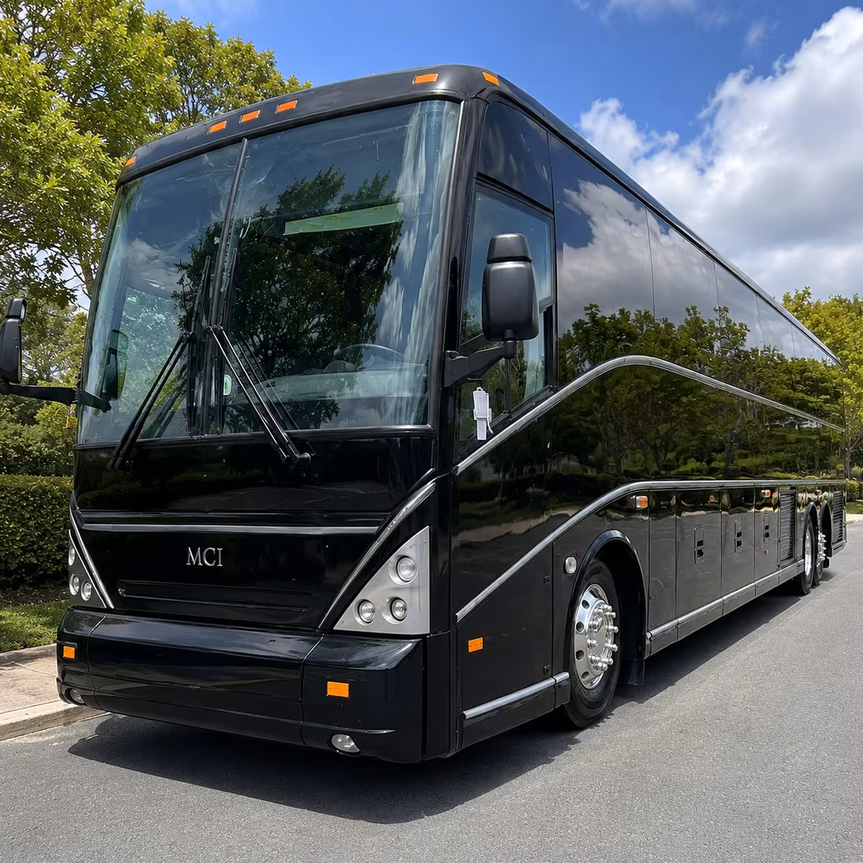 livermore charter bus rentals to chase center and oracle park