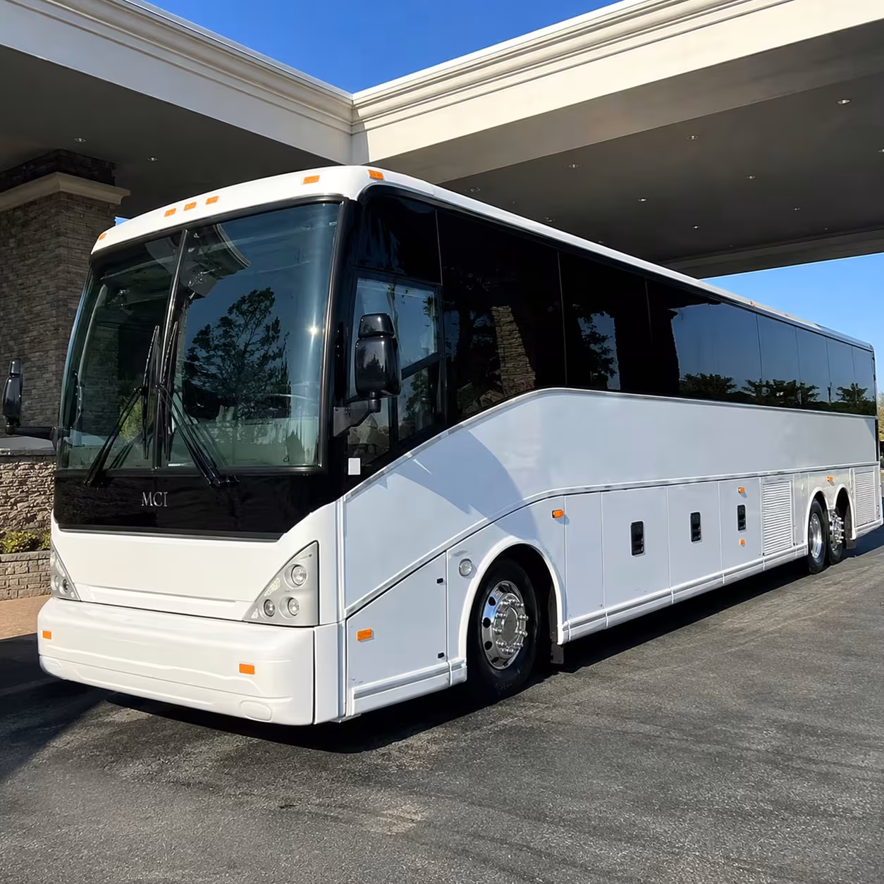 livermore employee bus rentals across the i 580 corridor